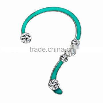 Women Wear Earring Jewelry Luminous Diamond Cuff Earrings photo-2