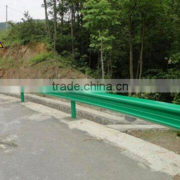 China New Style Hot Rolled Spraying Plastics Crash Barrier for Two Beam photo-4
