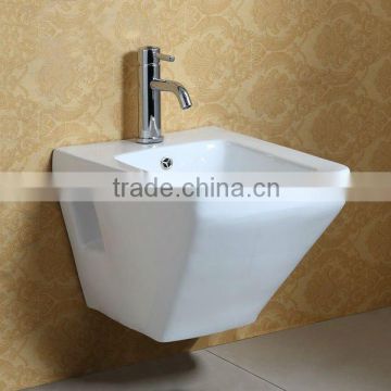 Wall Mounted Bathroom Items Wash Bidet with Faucet Hole