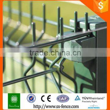 Proveedor china different colors cheap fence with decoration