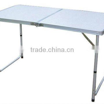 Aluminium folding picnic table