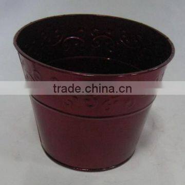 Round red zinc pot