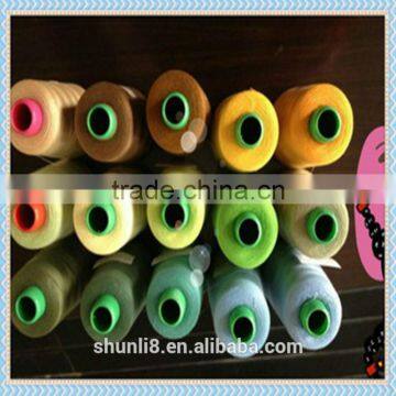 100% Spun Polyester Sewing Thread the Size and Color of Which Can be Customized