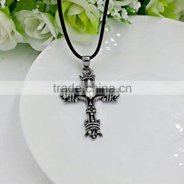 China Supplier New Products Men Necklace Cross Pendant Leather Chain Necklace photo-3