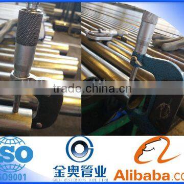 Triangular seamless steel pipe and tube