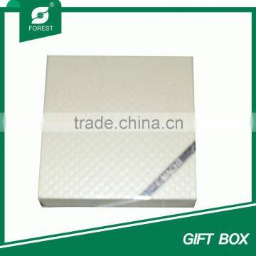 WHITE COLOR COTTON FILLED JEWELRY GIFT BOX