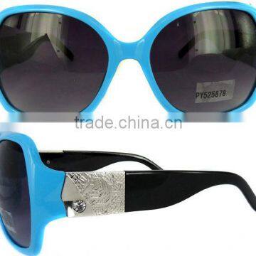 Fashion plastic colored sunglasses