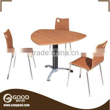 Modern Restaurant Table and Chairs Set 001