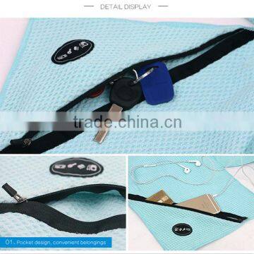 Wholesale Custom Logo Microfiber Organic Gym Sport Towel With Zip Pocket photo-3