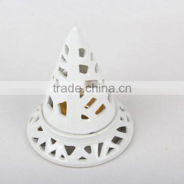 Wholesale Top Sell Pyramid Hollow Out Ceramic Incense Burner With Round Bottom