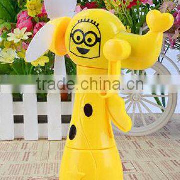 Cheap Plastic Mini Handy Dynamo Fan With Sprayer for Kids in Summer photo-2
