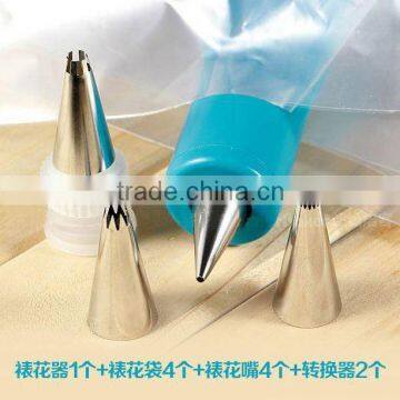 Yiwu Stock Easy Use DIY Decorating Cake Tools / Icing Cake Decoration Gun photo-3