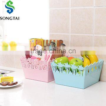 plastic empty hollow out fruit basket