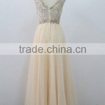 2016 Scoop A-Line Prom Dress Floor-Length Full Beaded Bodice photo-4