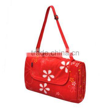 2013 hot sale red beach mat waterproof