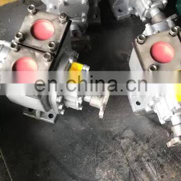 Highway sprinkler gear pump