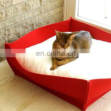 ECO friendly Handmade Dog Cave House Dog Bed Felt Nest Pet Supplier