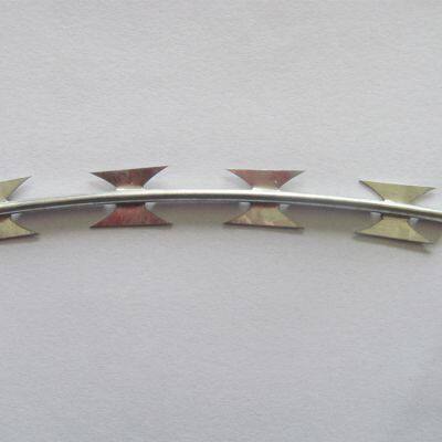 Premium Stainless Steel 304 Razor Wire Fencing - Corrosion-Resistant Safety Barrier photo-2