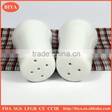 ceramic salt and pepper dual shaker,Customized porcelain Salt Pepper bottles