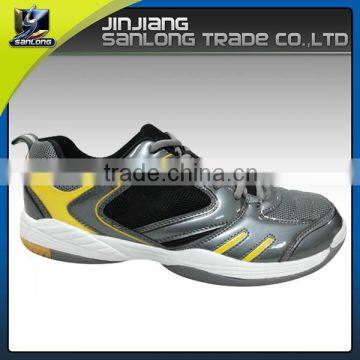 2015 comfortable brand name cheap badminton shoes