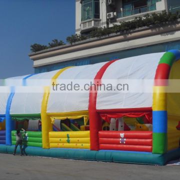 Amusement commercial inflatable castle with roof