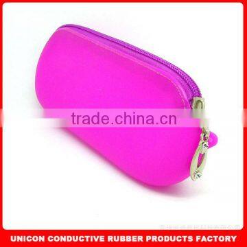 fashion designed silicone glasses bag