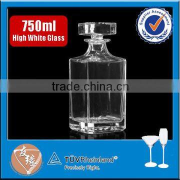 Unique high white glass whiskey decanter with lid 750ml