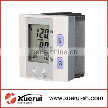 Wrist type digital automatic blood pressure monitor