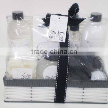 Bath gift set