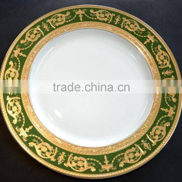 Embossed gold porcelain dinnerware set for 12 persons of royal style