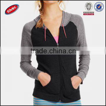 2014 China wholesales ladies two tone black gym zip up hoodie with twin pocket and drawstrip hood