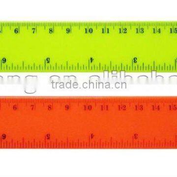 20cm plastic ruler