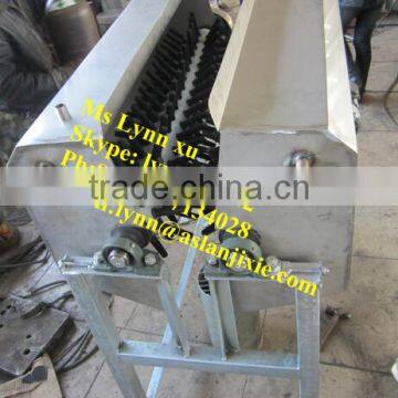 Chicken Feet Paw Cutting Machine /belt Model Chicken Feet Cutter photo-2