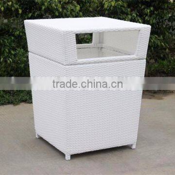 Корзинка для мусора из ротанга для уборки сада дома photo-5