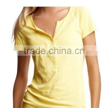 Women's top with show buttons