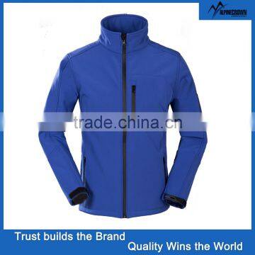 2017 Breathable Windproof Softshell Jacket Men Outdoor Jacket