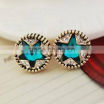 Wholesale Fashion jewerly round shape star engraved earring stud