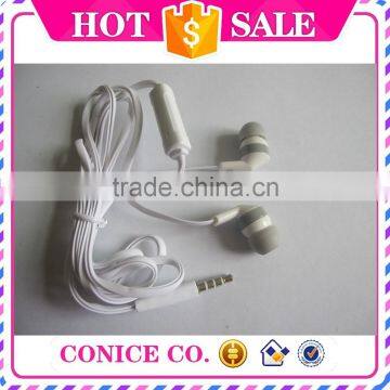 alibaba promotional cheap white flat cable silicone plug piston wired mic earphones