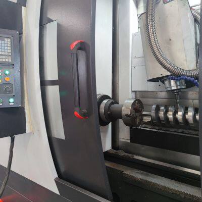 CNC Screw Milling Machine Five Axis Linkage Vacuum Pump Screw Milling Machine Various Milling Machines Can be Customized According to Needs photo-2