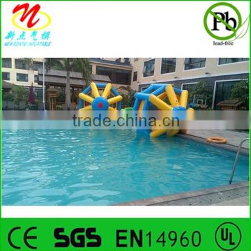 Inflatable spinning pool wheel roller for water sport games