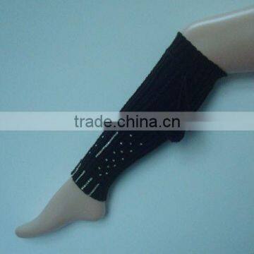 Boxi-High quality stick the knitting socks with hair ball