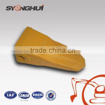 hign quality excavator parts, digging tooth point customized bucket tooth/teeth bucket adapter for SK100