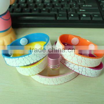 Wholesale simple natural mosquito repellent wrist bands bracelet