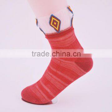 The new spring of 2016 lady 200N fashion socks with see through ruffle welt