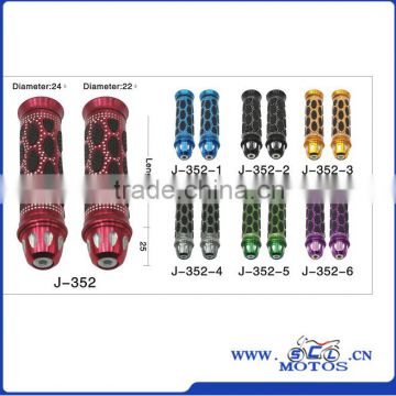 SCL-2012121000 motorcycle handle grip of popular motorcycle parts made in cnc hand bar grip