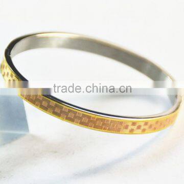 18K Gold jewelry Simple Designs Bangle