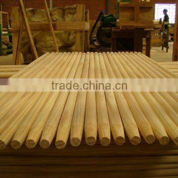 Factory directly:pine wood handle for shovel