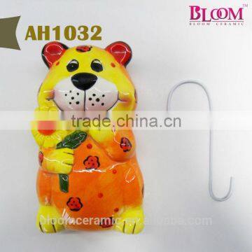 Ceramic Humidifier Pig Shaped With Metal "S" Hook photo-4