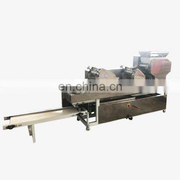 Penne pasta grain noodle making machine / machine to make spaghetti