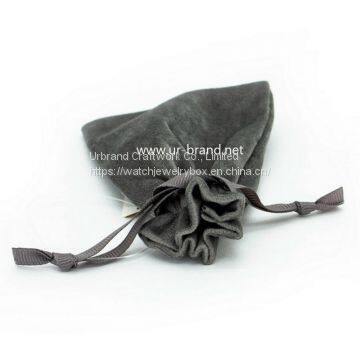 Factory wholesale drawstring jewelry bag with customized logo and size.